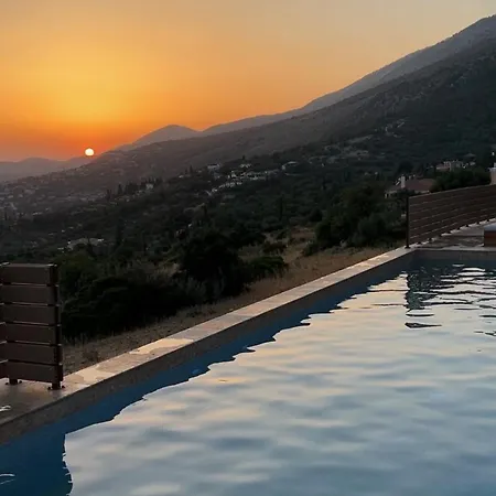 Lorraine's Style Studios, Shared Swimming Pool And Bbq Only For Guests At Simotata Village * Lourdata (Kefalonia)